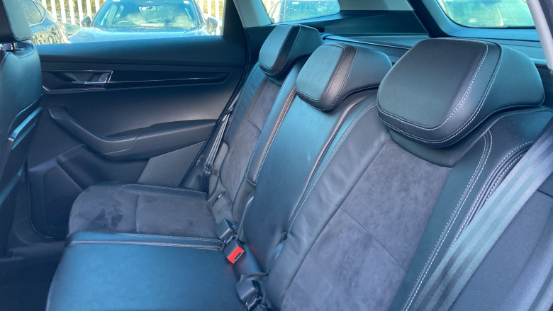 Skoda Karoq 1.6 TDI SE L 5dr Diesel Estate